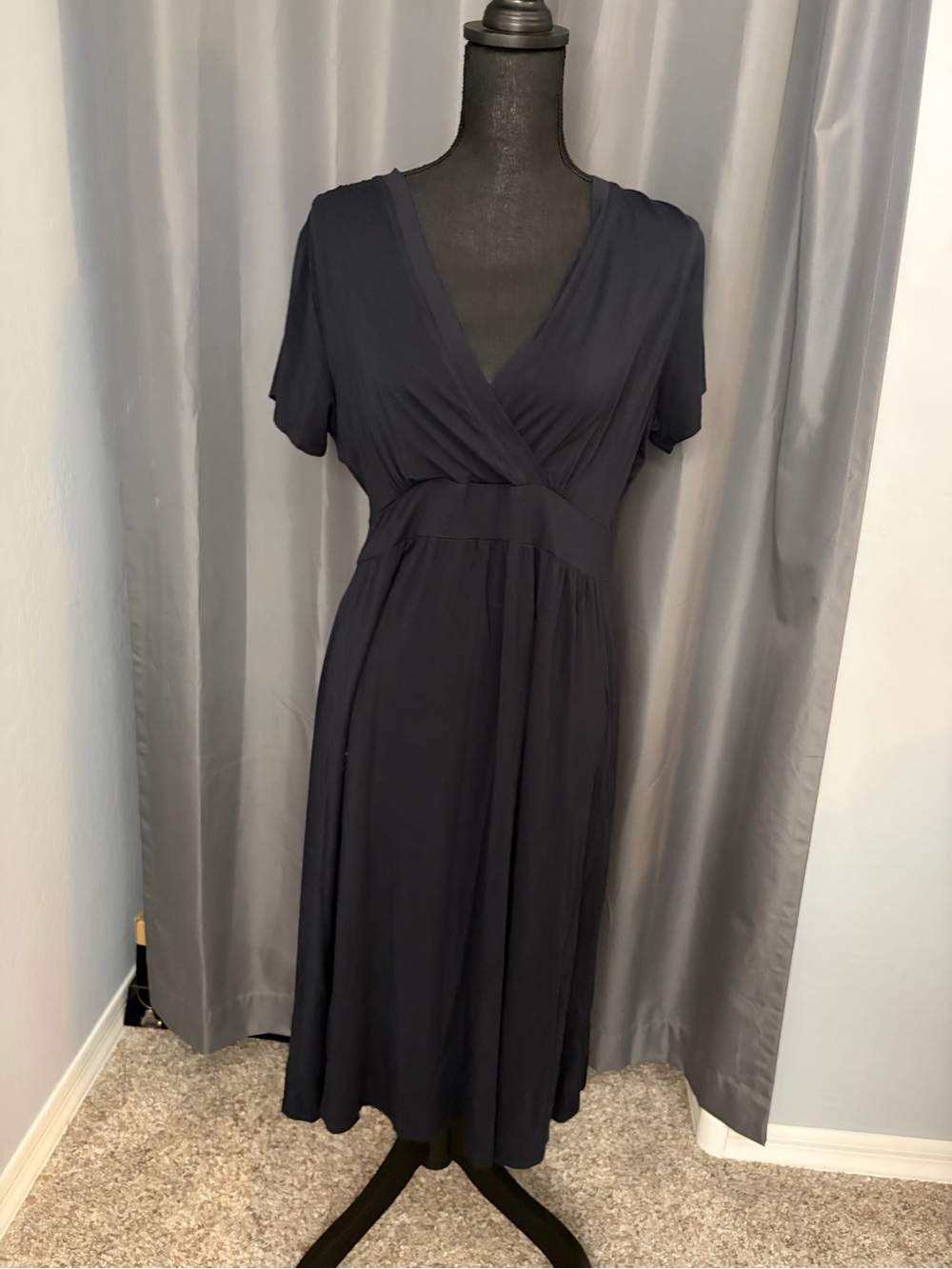 292. LL Bean Midi Dress, Black, Size L